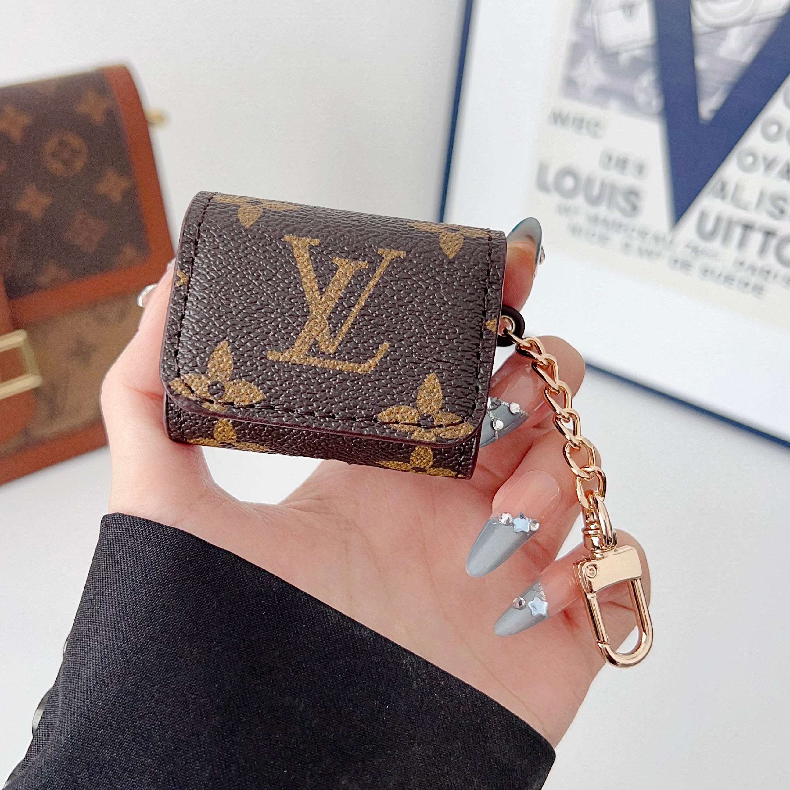Classic Leather Monogram AirPods Cases Big Printing-CYLV116
