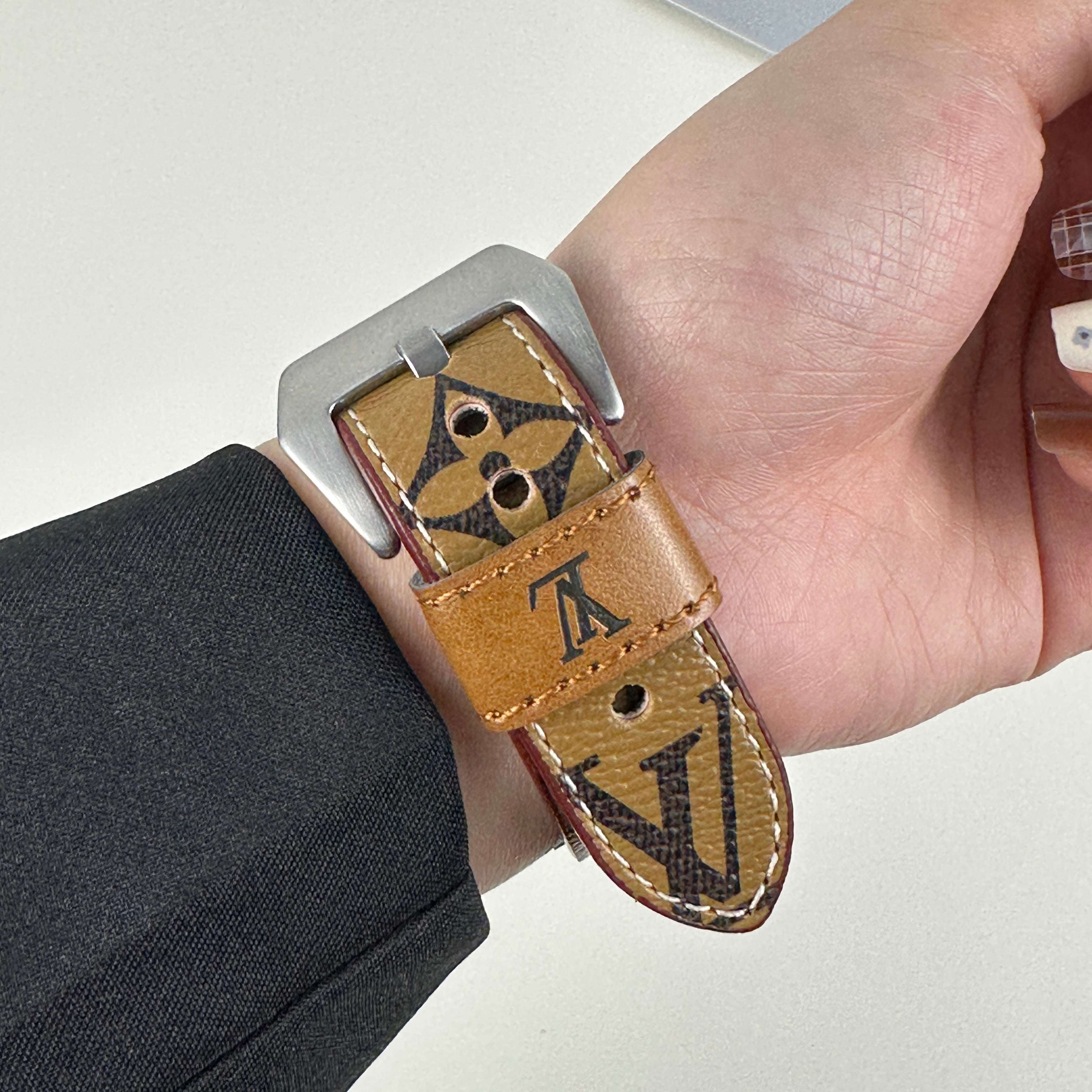 Stylish Leather Monogram Apple Watch Band Yellow Printing-CYLV017