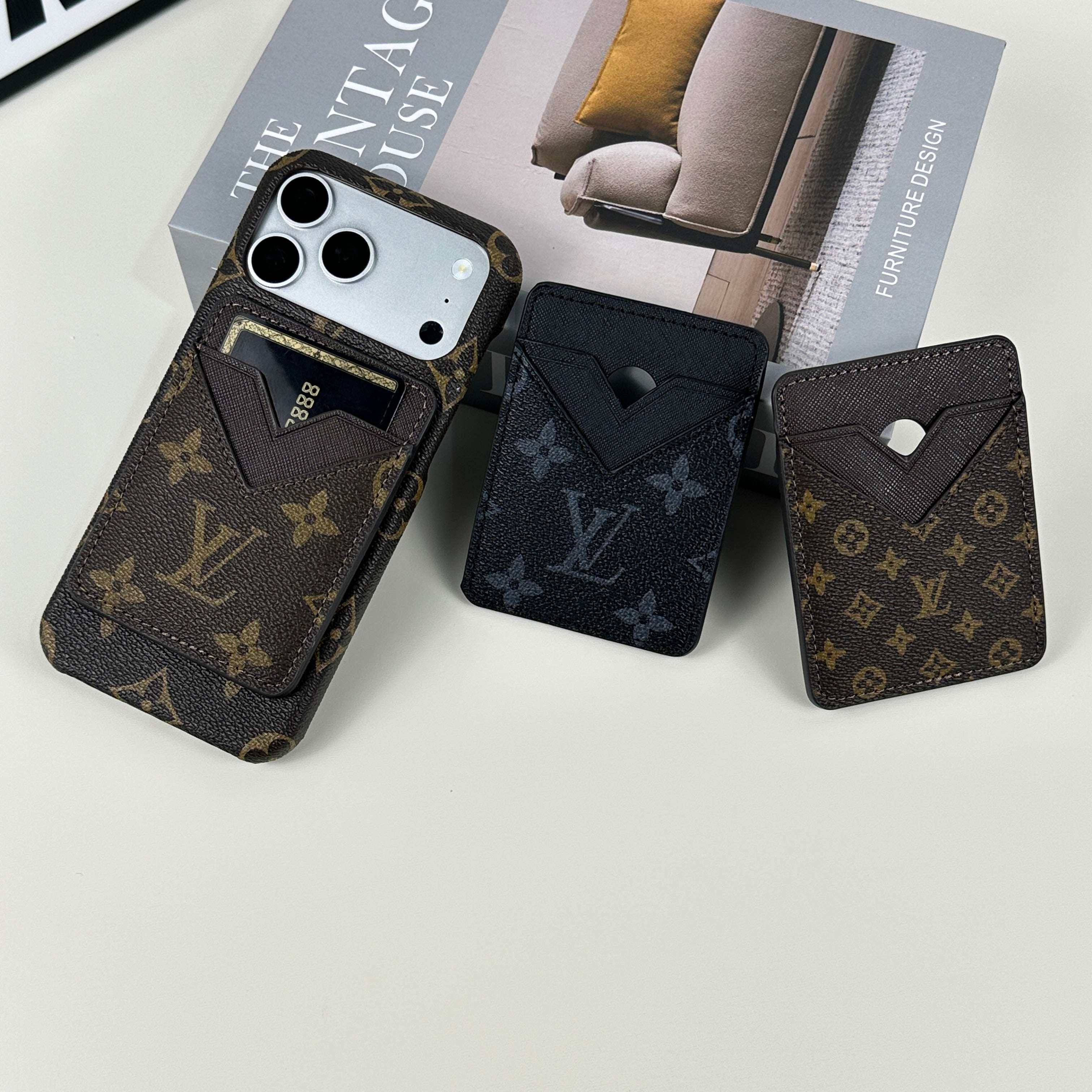 Stylish Leather Monogram Magnetic Wallet Big Printing-CYLV024