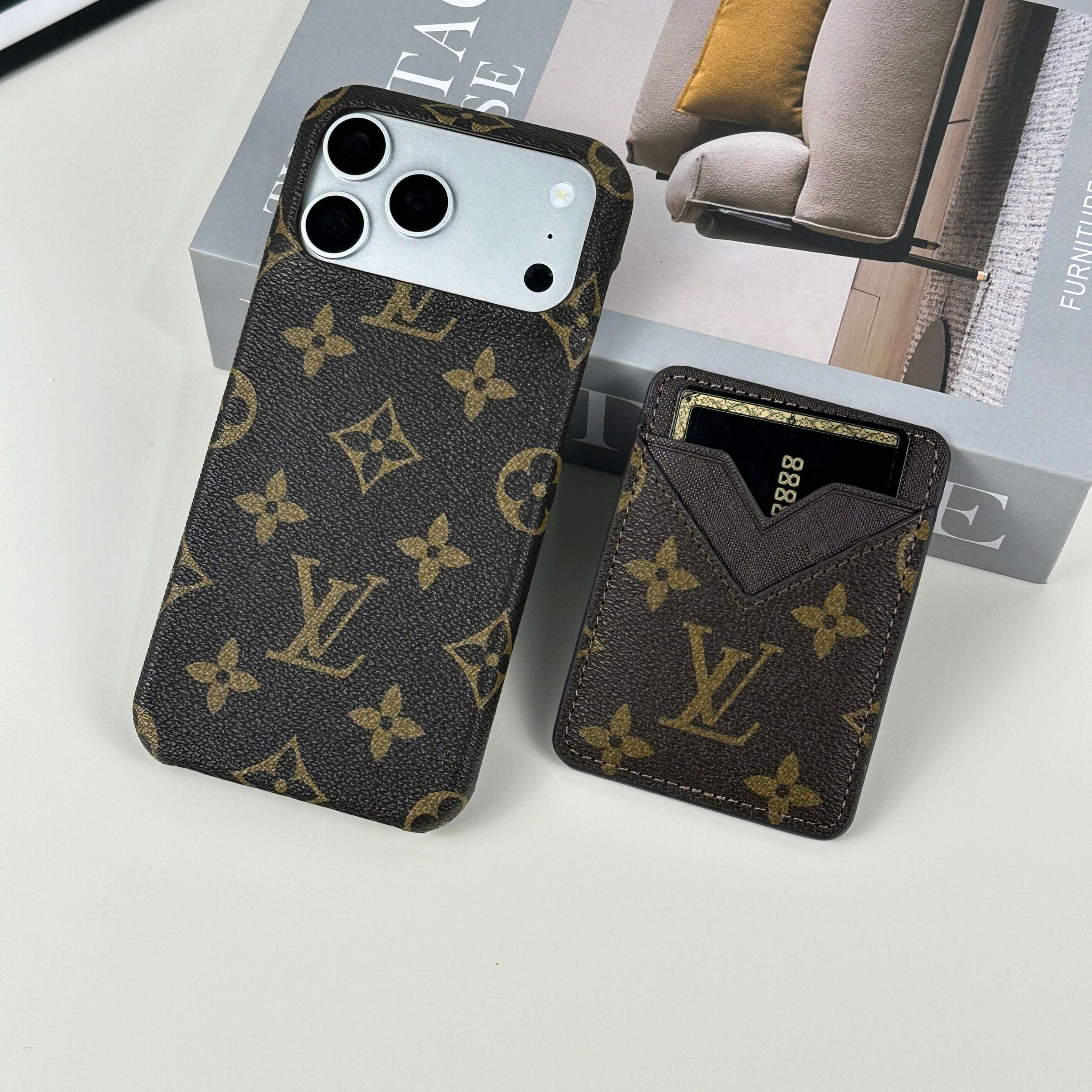 Stylish Leather Monogram Magnetic Wallet Big Printing-CYLV024