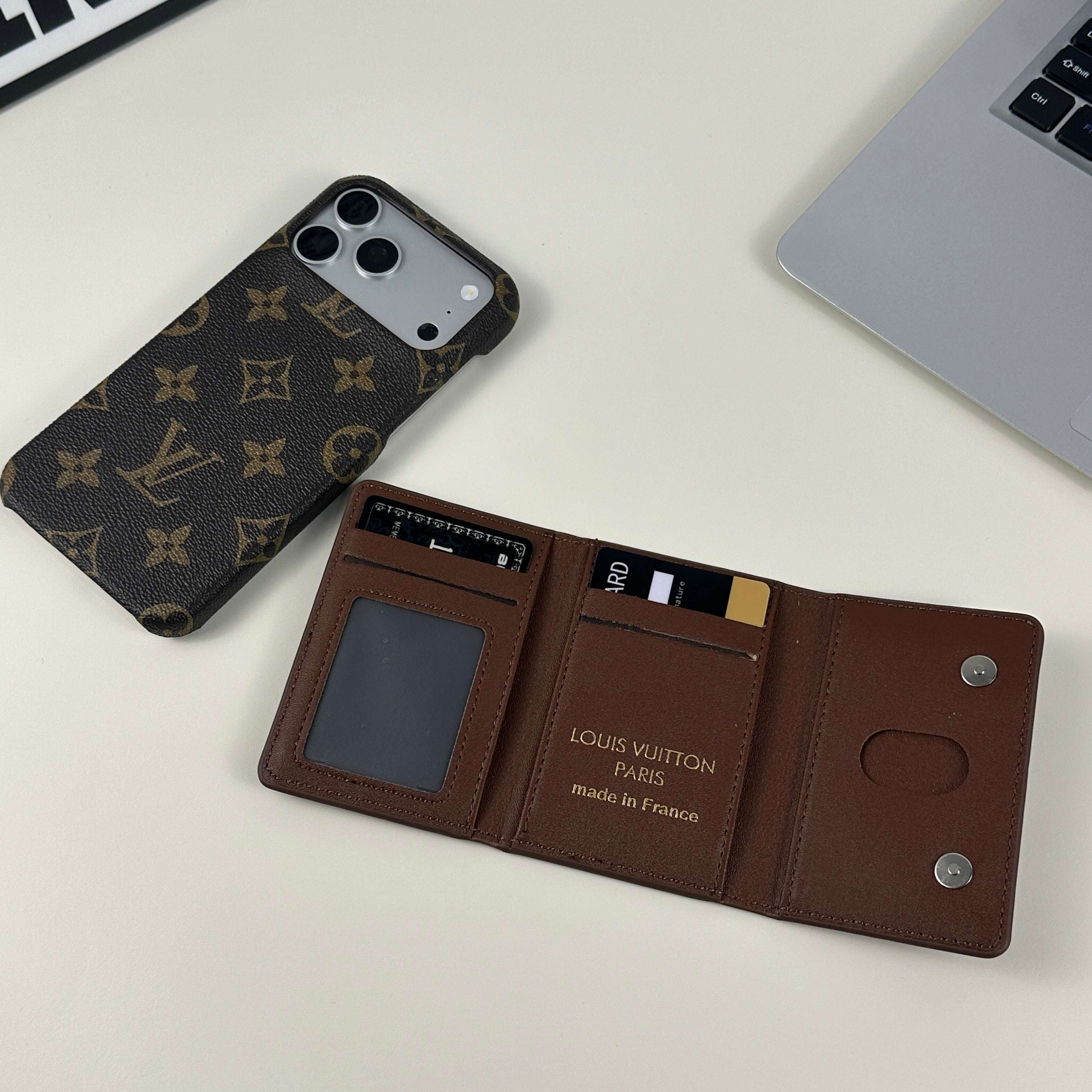Premium Monogram Magnetic Wallet Big Printing-CYLV027