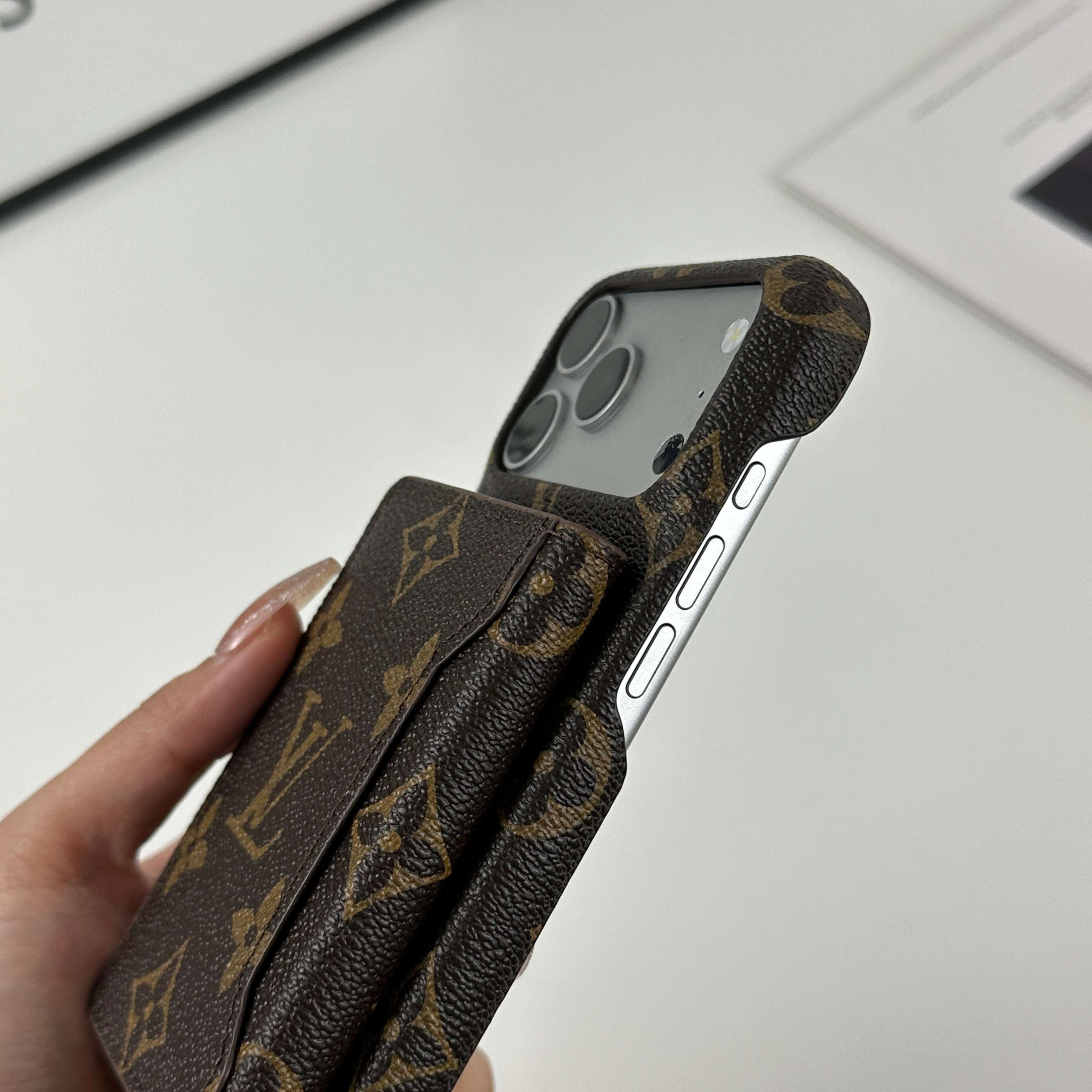 Premium Leather Monogram iPhone Case With Magnetic Wallet Big Printing For iPhone 17 Series-CYLV071