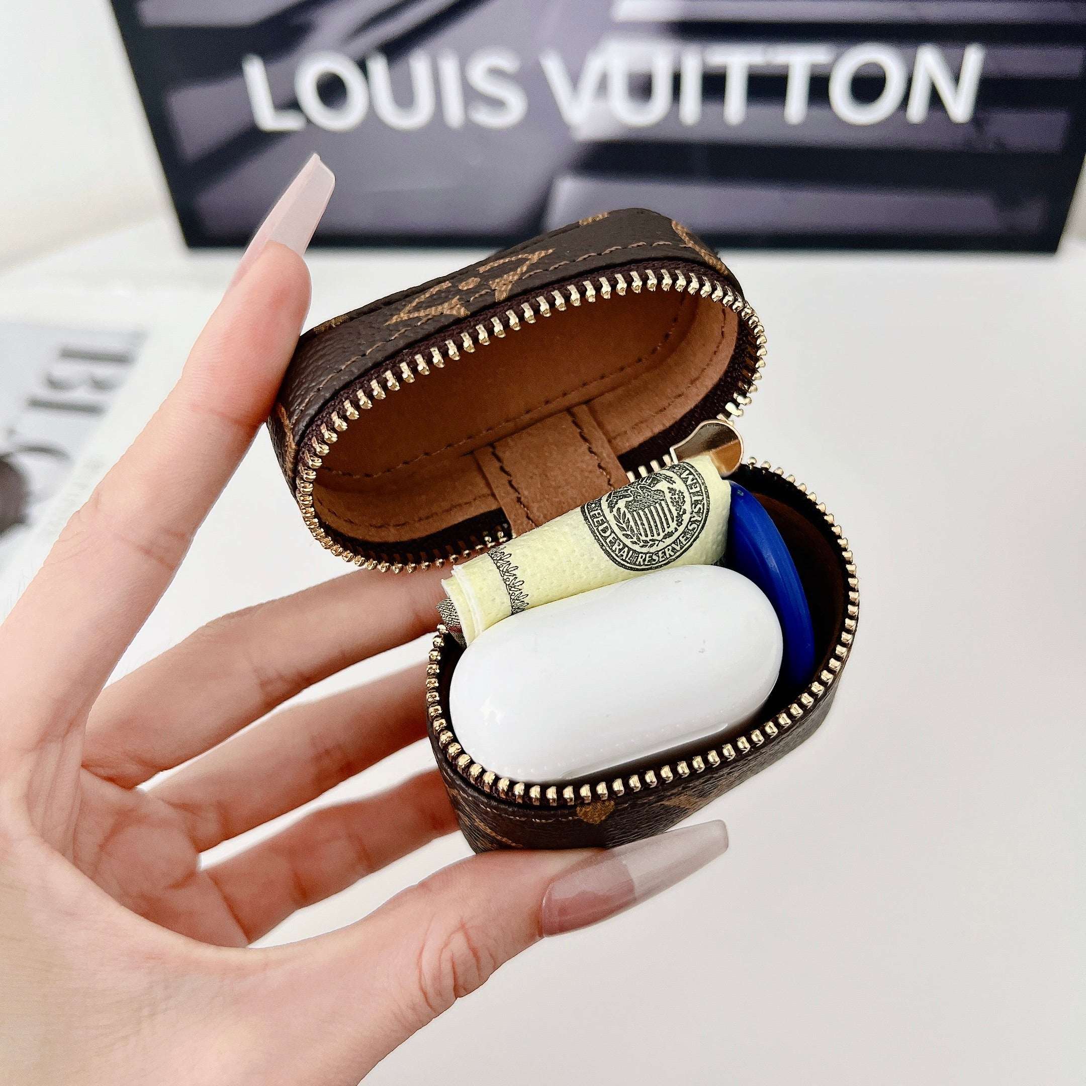 Premium Leather Monogram AirPods Cases-CYLV115