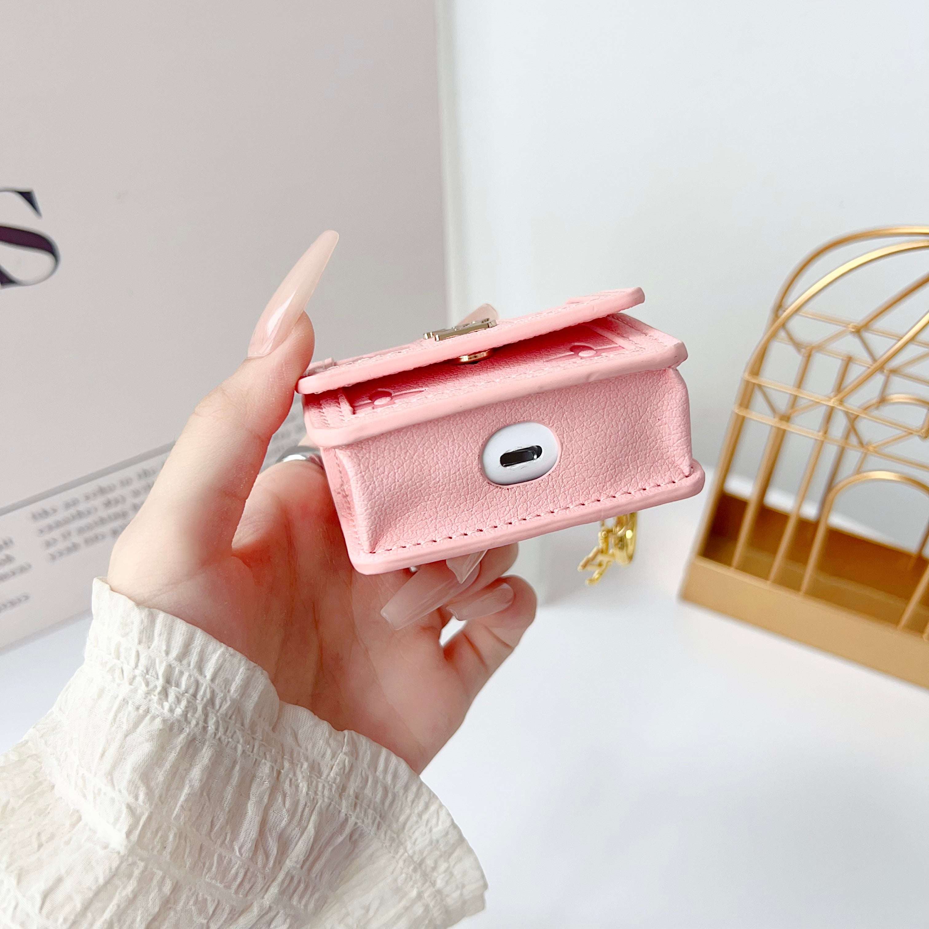 High-quality Monogram AirPods Cases Pink-CYLV120
