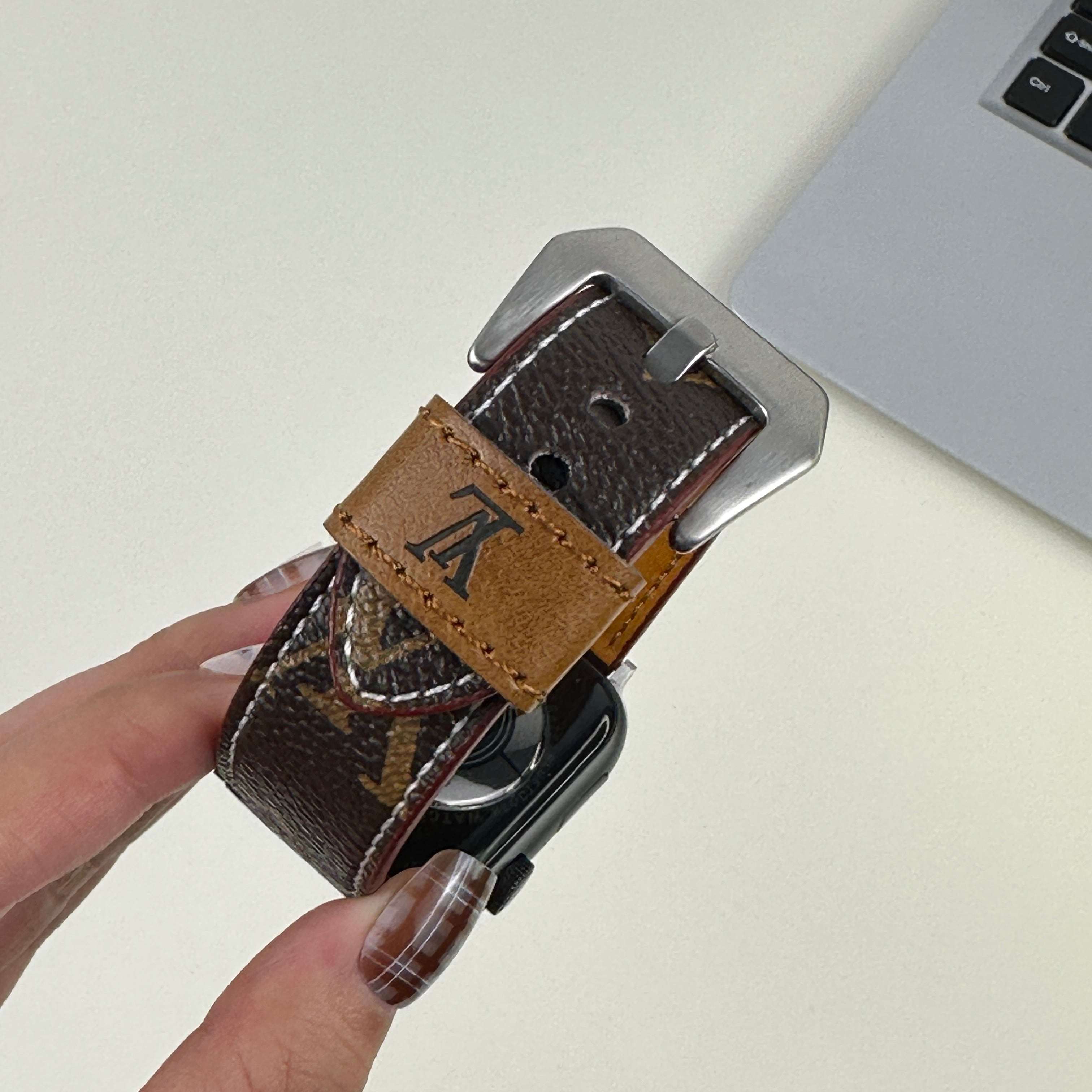 Luxury Leather Monogram Apple Watch Band Big Printing-CYLV014